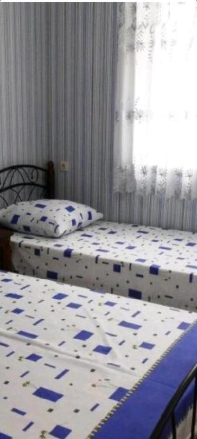 Гостевой Дом Белый Лотос Gagra Buitenkant foto